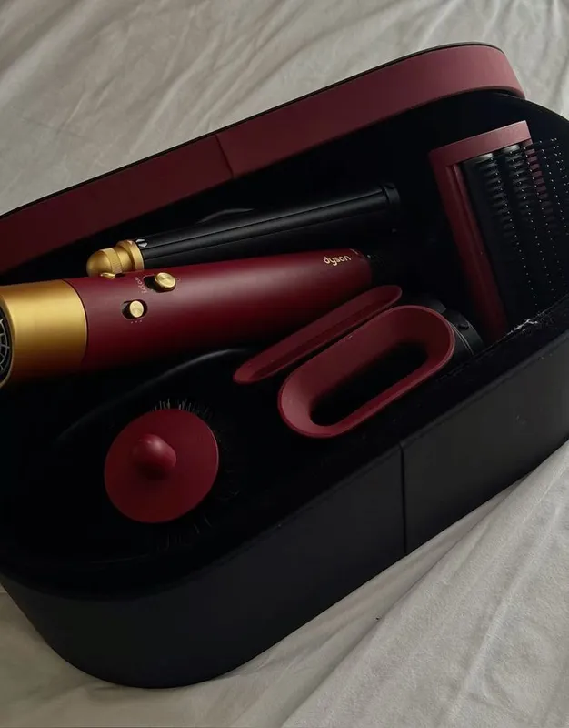 Dyson Airwrap HS08 Red Velvet — глубина цвета и премиальный результат — фото 2