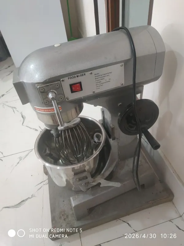 Продам миксер 10 кг