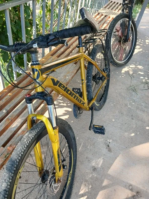 Velosiped sotiladi 4 Velosiped sotiladi 4