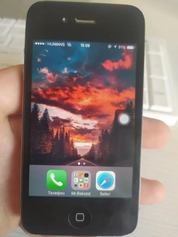 iPhone 4 1 iPhone 4 1