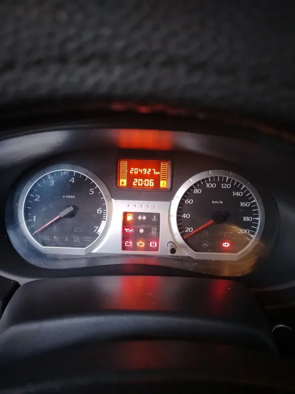 Lada largus cross 7