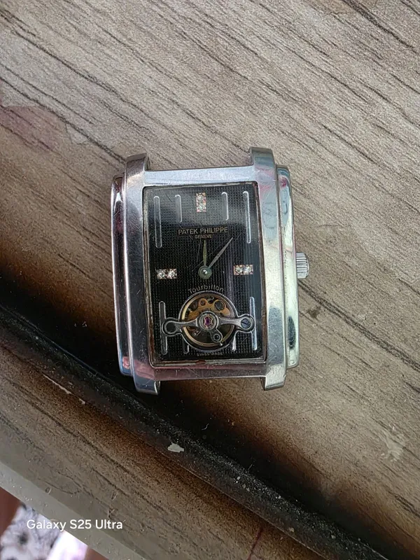 Patek Philipe sotiladi 4