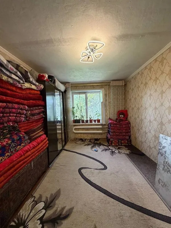Продаётся 2 х комнатная квартира, РАДУГА 1