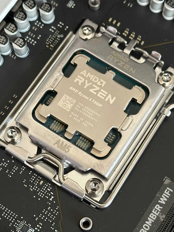 Комплект: Ryzen 5 7500F | MSI B650M Bomber WIFI — фото 1 Комплект: Ryzen 5 7500F | MSI B650M Bomber WIFI — фото 1