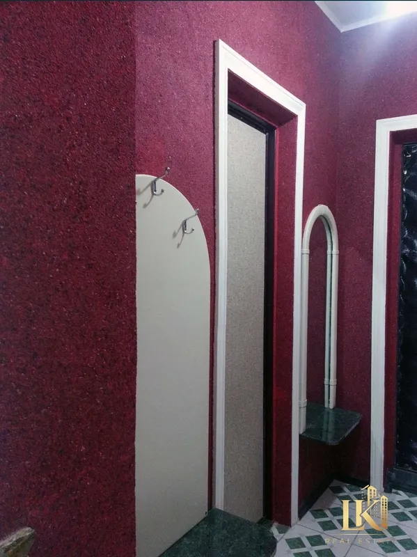 1 xonali kvartira sotiladi (fransuzcha reja), 42 m², Mirzo-Ulug‘bek tumani 3