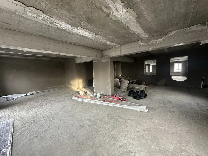 Продаеться Здания 3-этажа 1-2 420кв 3этаж 210кв — фото 1