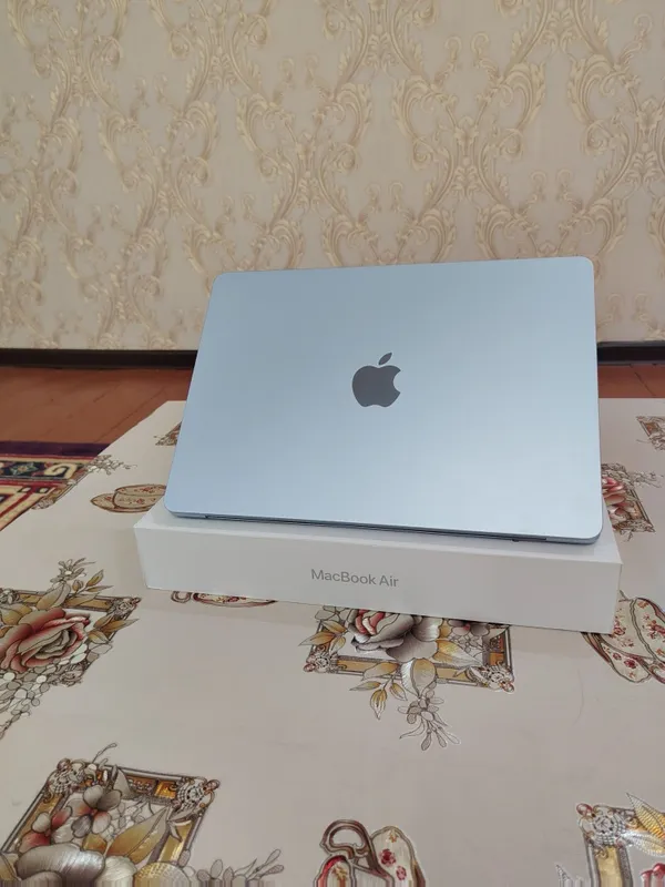 APPLE Macbook Air 13" M4 FULLBOX Ideal 5 APPLE Macbook Air 13" M4 FULLBOX Ideal 5