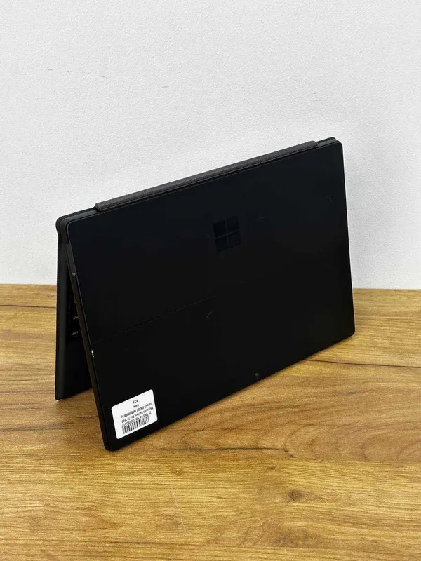 Microsoft Surface Pro 7+ 6