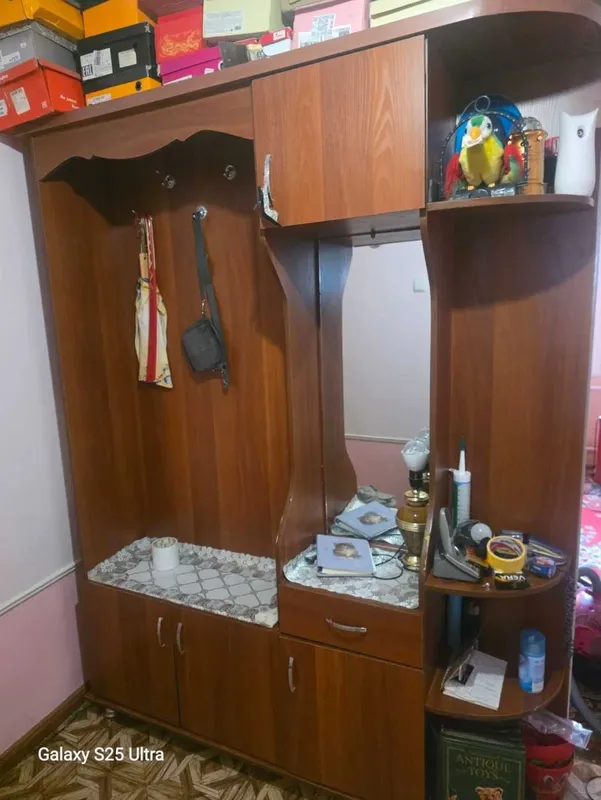 Продаётся прихожая 1 Продаётся прихожая 1