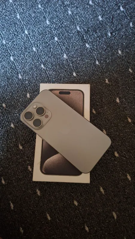iPhone 15 pro idealni holatda sroochno sotila — фото 2