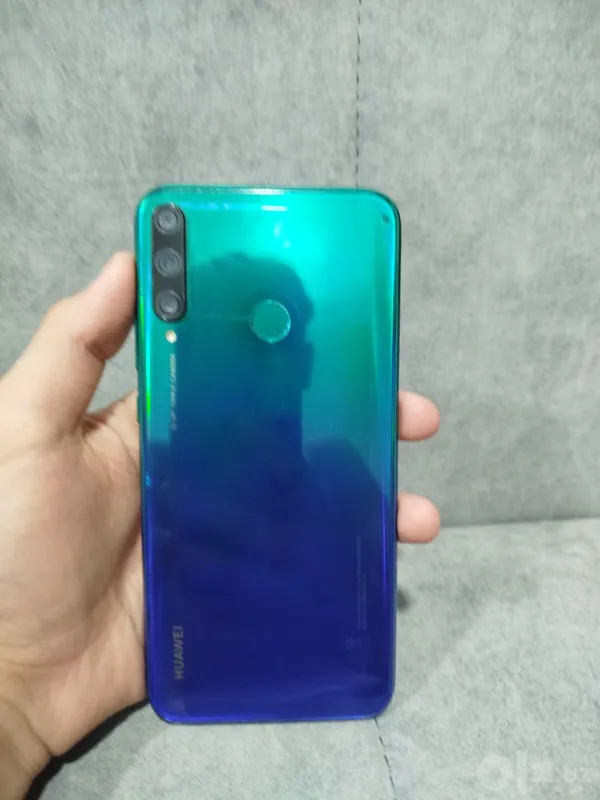 Huawei Y7p в нормальном состоянии 1 Huawei Y7p в нормальном состоянии 1