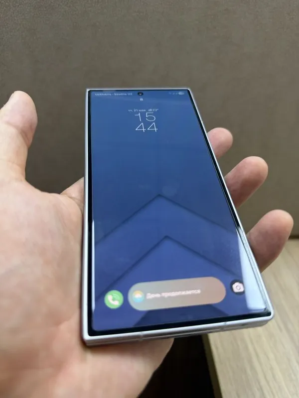 Срочно продам Samsung Galaxy Fold 7 — фото 2