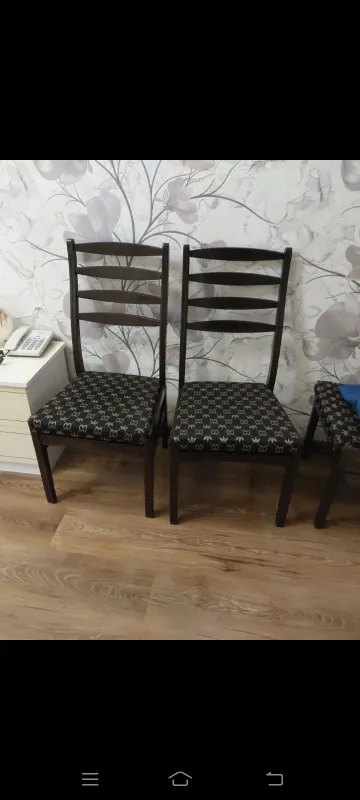 Стулья полумягкие, б/у.