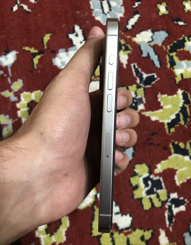 Iphone 15 pro 256GB 4