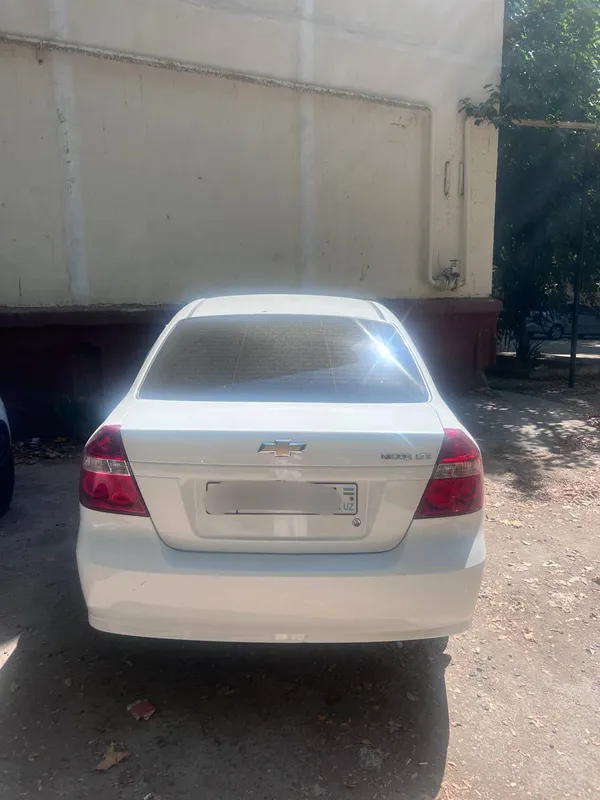 Автомобиль 2