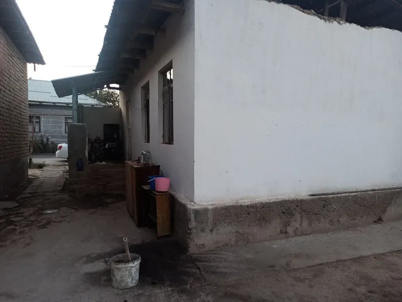 Xovli joy sotiladi yangi O’zbekistonga yaqin yangibozor tarafda 2 Xovli joy sotiladi yangi O’zbekistonga yaqin yangibozor tarafda 2