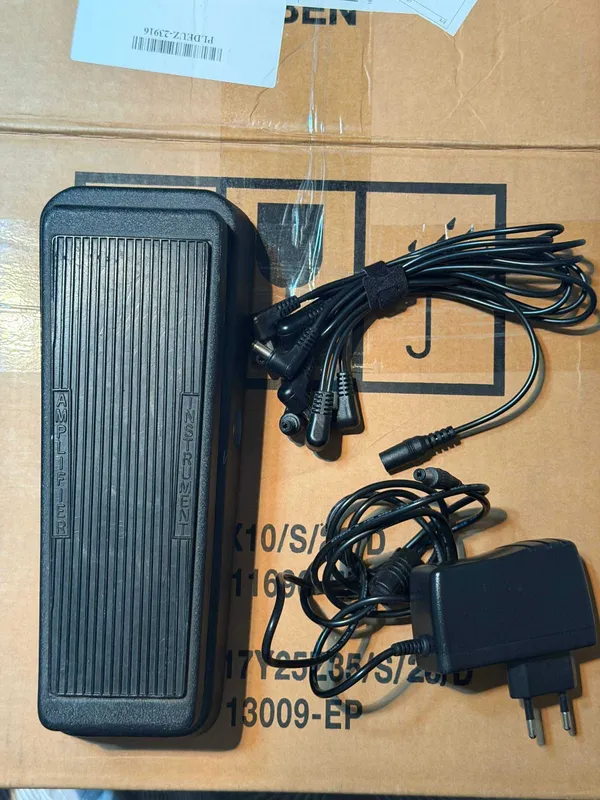 Dunlop Jimi Hendrix Wah — классическая wah-педаль 1