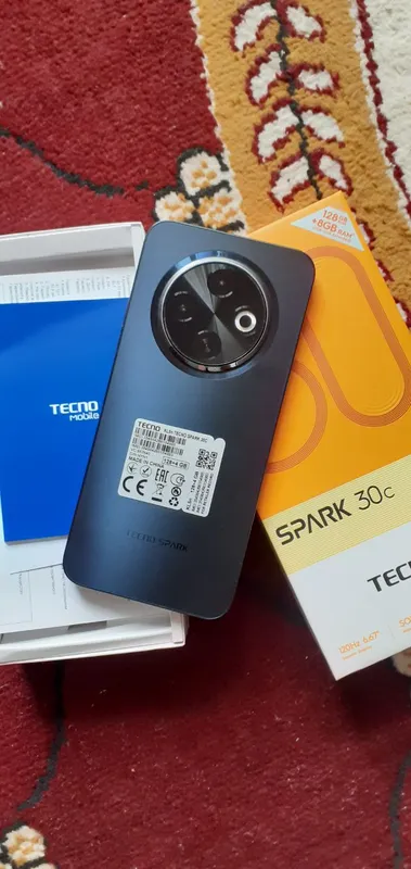 Tecno Spark 30 c 1