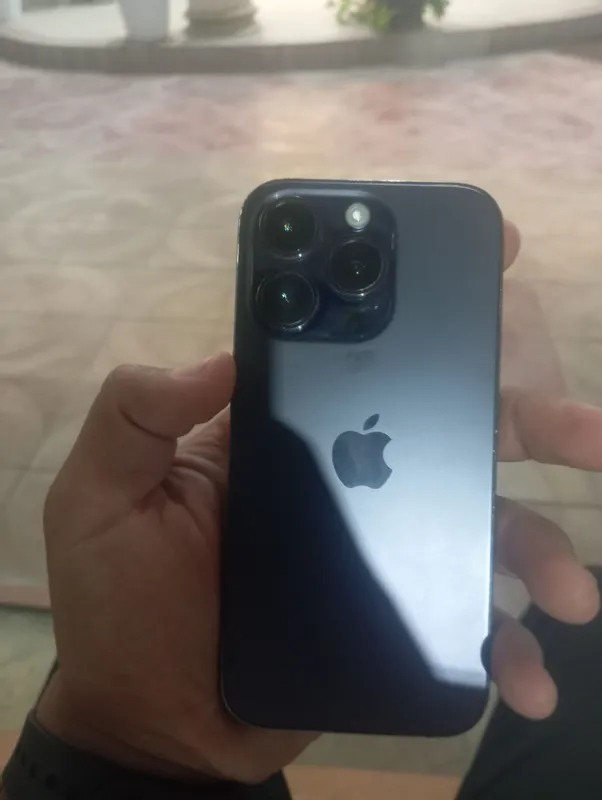 iPhone 14 pro 1