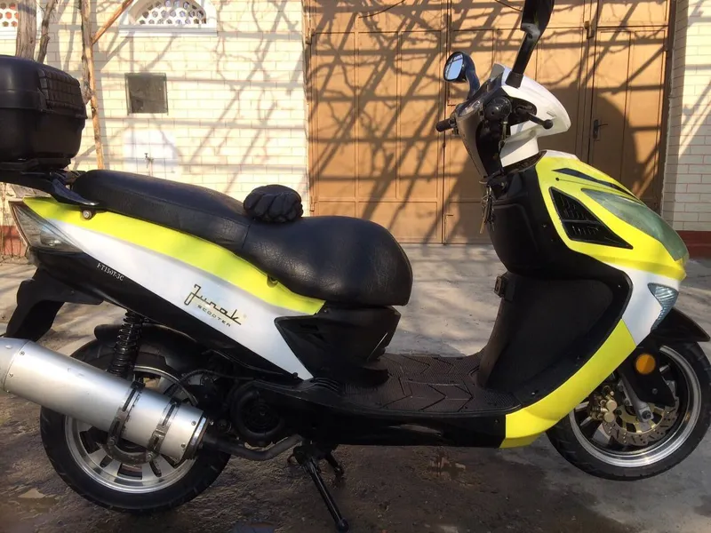 Скутер 150 куб DUCADI 4