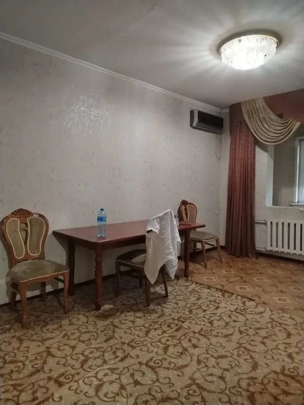 Продаётся просторная 3-комнатная квартира с мебелью и техникой, 3/5, рядом с метро (400 м) 9 Продаётся просторная 3-комнатная квартира с мебелью и техникой, 3/5, рядом с метро (400 м) 9