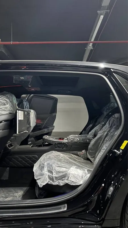 Продаётся Genesis G90 Long VIP, Night Series 5 Продаётся Genesis G90 Long VIP, Night Series 5