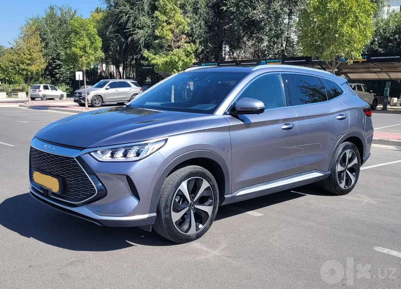 BYD Song Plus DM-i 2023 | 2-позиция | 39 700 km | На гарантии 1 BYD Song Plus DM-i 2023 | 2-позиция | 39 700 km | На гарантии 1