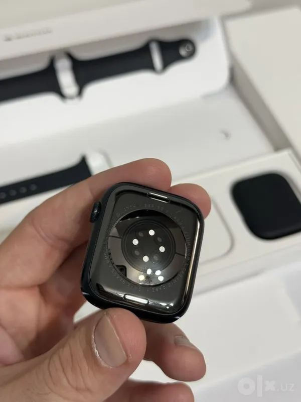 iWatch 7 (45mm) Midnight / 32GB / 92% 2 iWatch 7 (45mm) Midnight / 32GB / 92% 2