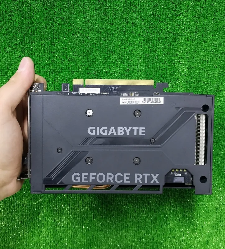 Gigabayt RTX 4060 8GB 3