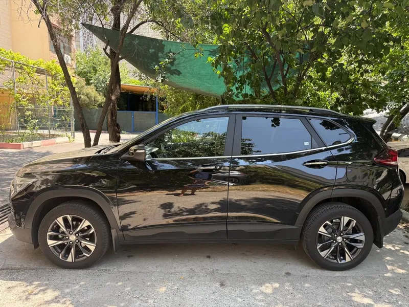 Chevrolet Tracker 2 Premier plus 2024 2