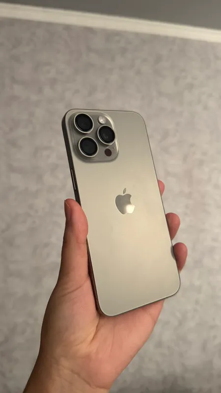 iPhone 15 pro max 1 TB  LL/A 1
