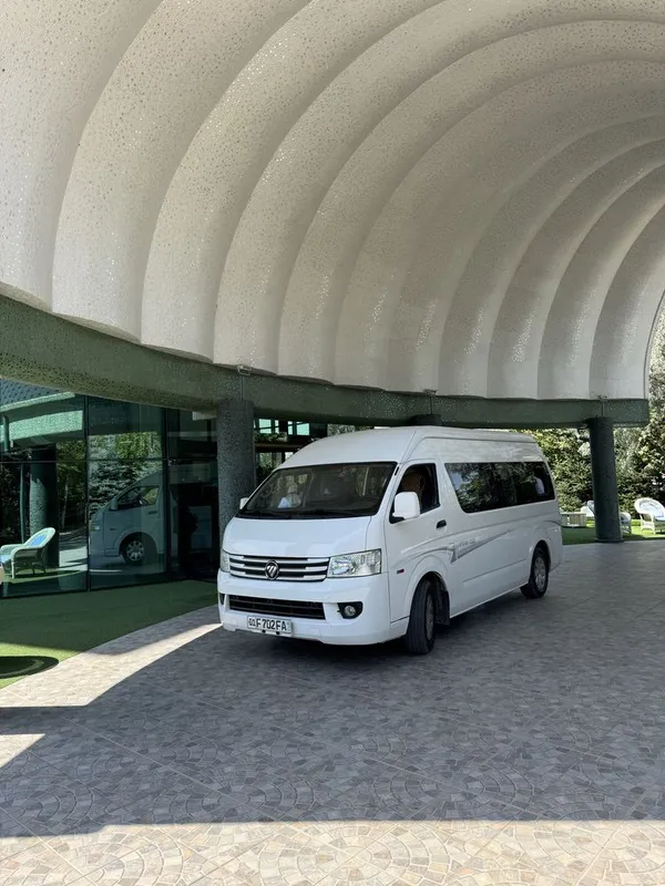 Zakaz Aftobus 15va 17 joy odam tashish marosim tadbir hotel airport