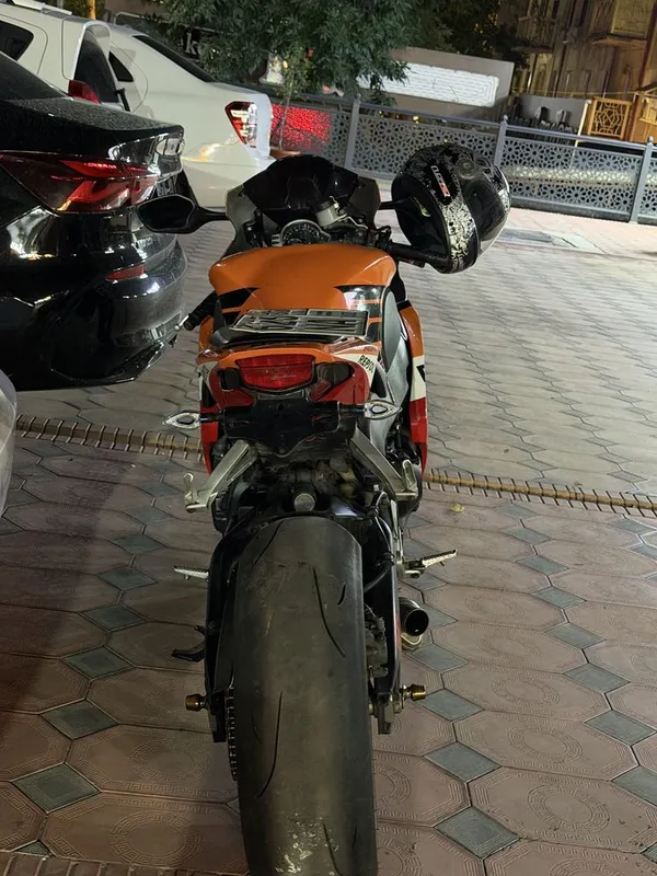 SOTILADI !!! Honda cbr 1000rr 4