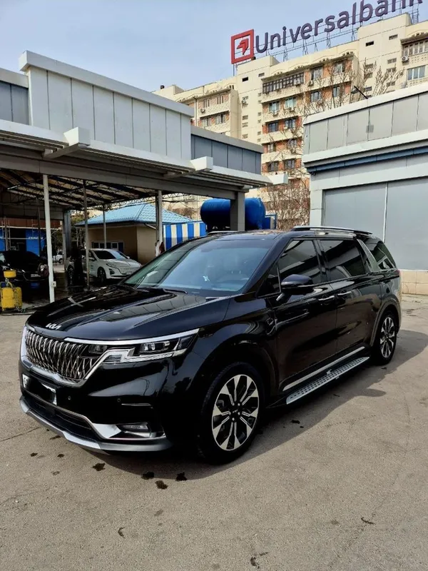 Продаются своя машина KIA Karnival