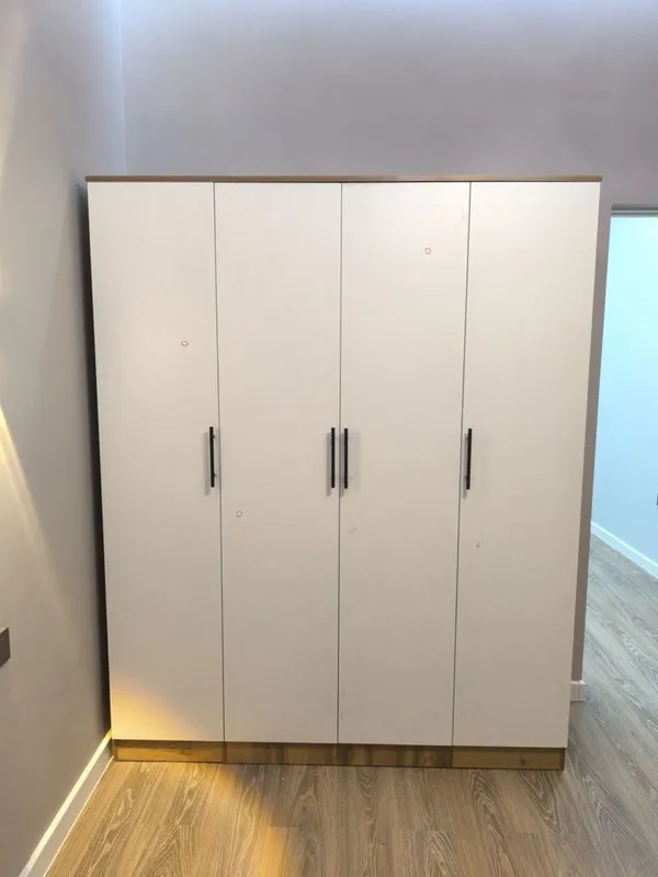 Shkaf Aksiyda 990 metri kvadrat