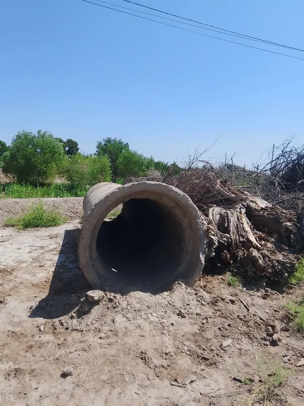 Beton truba satiladi 1000liq baxasi 5million Beton truba satiladi 1000liq baxasi 5million