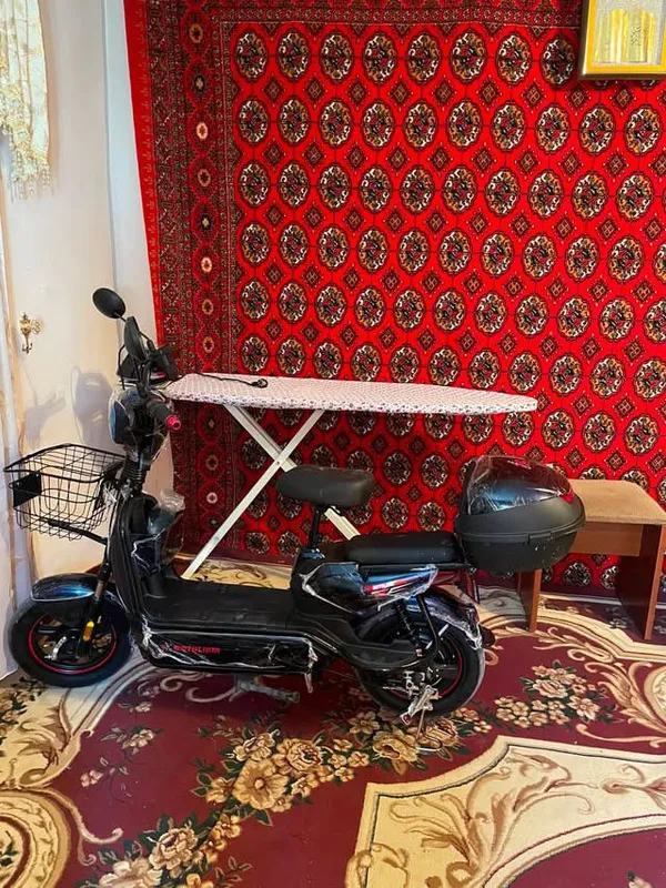 Skuter yangi xaydalmagan Skuter yangi xaydalmagan