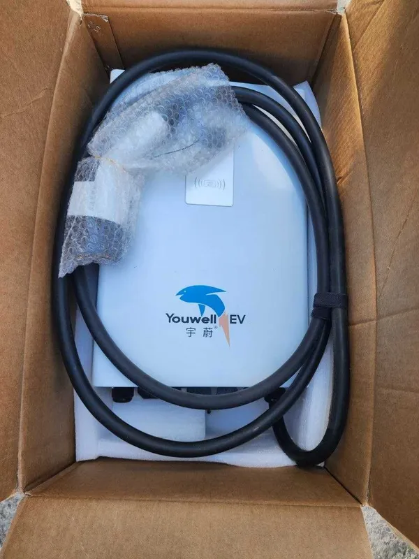 Заряднре устройство марки Youwell EV 7 кВт. на электромобиль.