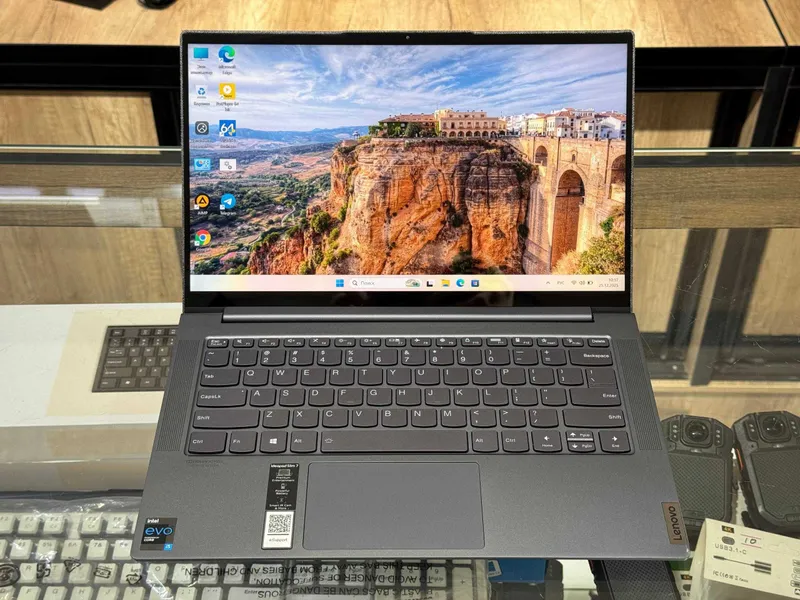 Lenovo Ideapad Slim 7 14ITL05 Core i5-1135G7 RAM 8 SSD 256 Сенсорный 1 Lenovo Ideapad Slim 7 14ITL05 Core i5-1135G7 RAM 8 SSD 256 Сенсорный 1