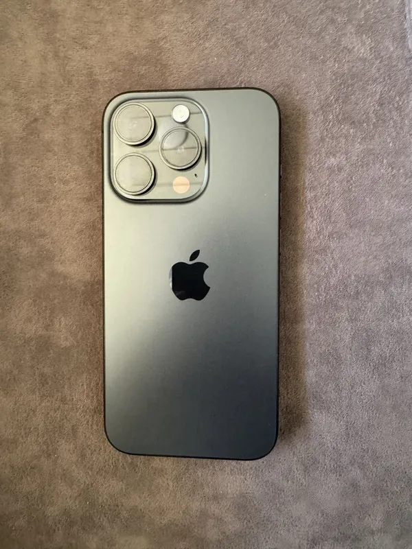 Iphone 15 pro (ideal)