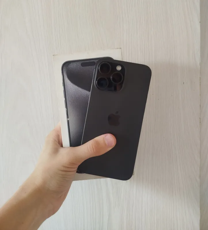 Iphone 15 Pro max 256 87