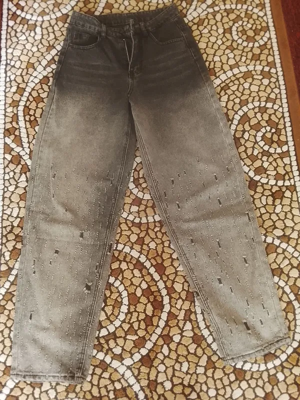 shim sotiladi 150 mingdan bervoraman razmerlari 46 2