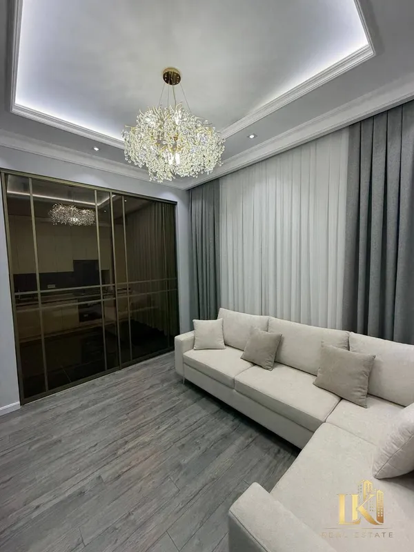 Parkent Avenue ЖКda (Yashnobod tumani) 70 m² 3 xonali kvartira 1