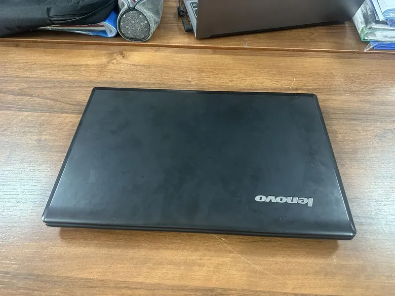 Lenovo noutbuk ноутбук 1 Lenovo noutbuk ноутбук 1