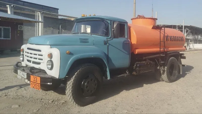 ZIL-130 Бензавоз