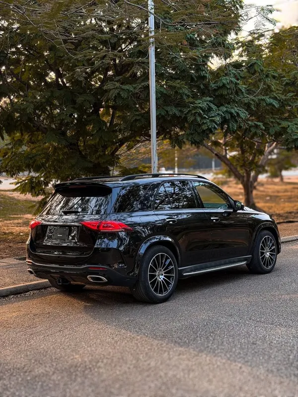 Новый Mercedes-Benz GLE 450 4MATIC — фото 2