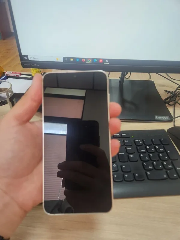 Samsung Galaxy S23 Plus 8/256 GB Samsung Galaxy S23 — фото 1