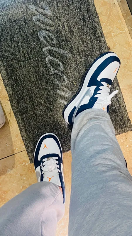 Обувь Nike удобная и лёгкая, ноги не потеют. 3