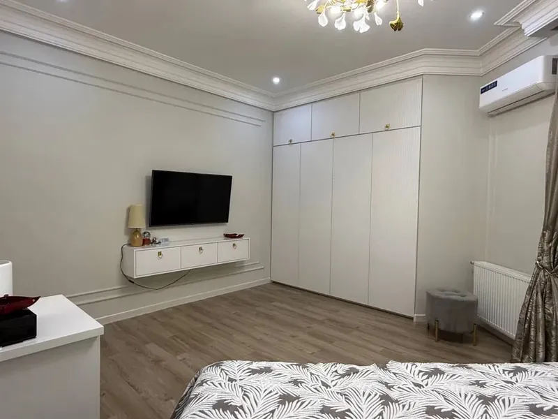 Продается квартира 7