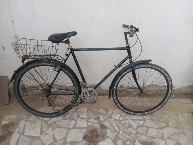 Sport velosipet satiladi